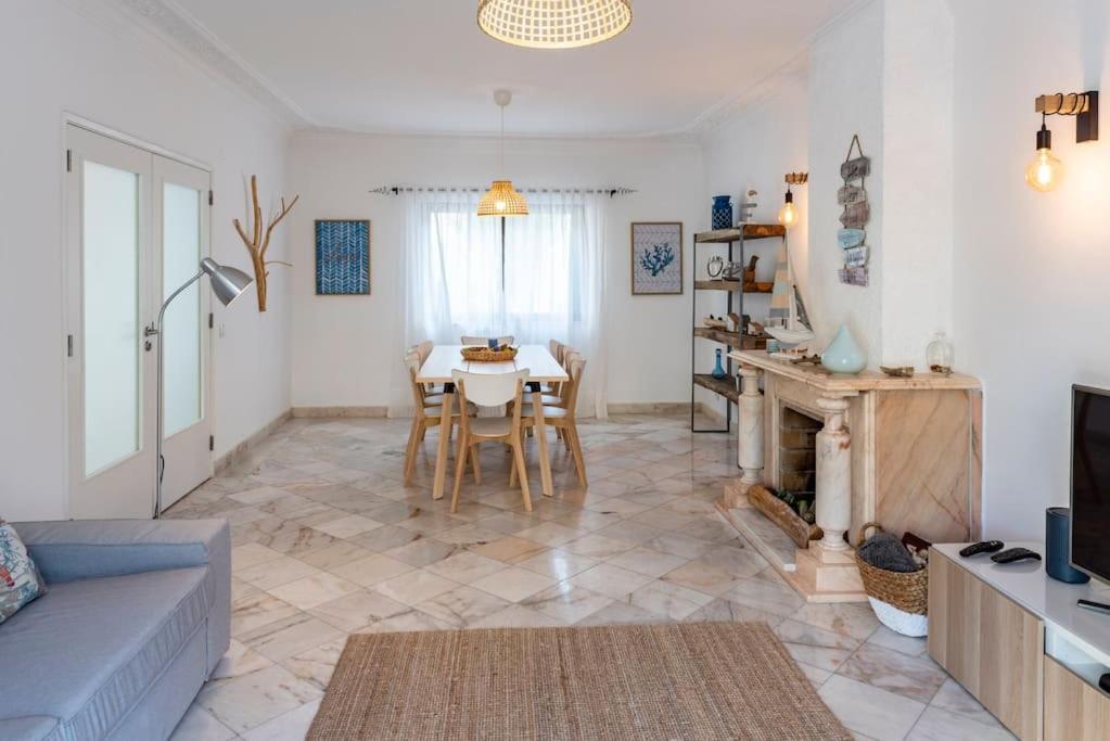 Vita Portucale ! Nook Beach Apartments Costa da Caparica Esterno foto